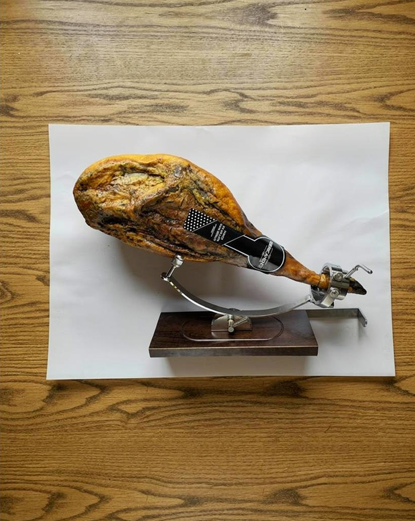 100% iberico Jamon be belota