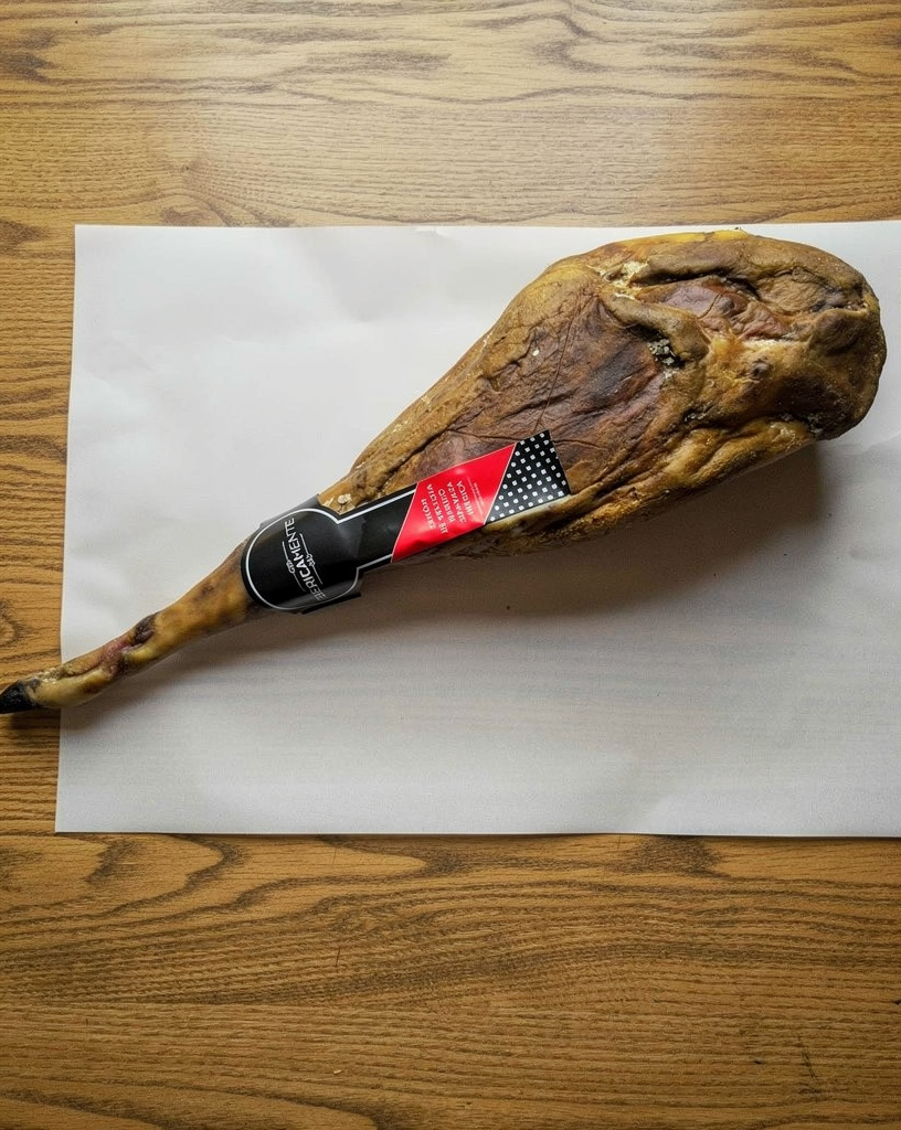 Iberico Jamon de Bellota 50 % 8,7 kg. "Raudona etiketė"