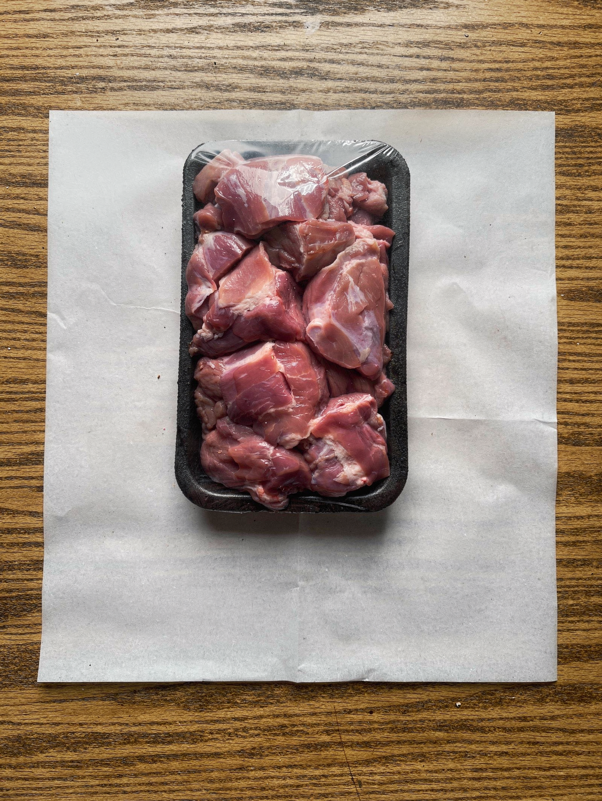Veršienos kumpio guliašas, 500 g